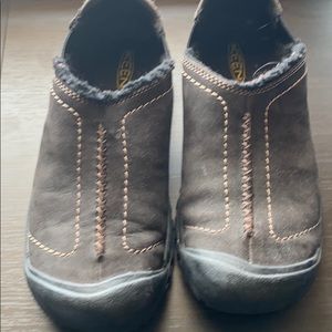 Keen mules lined 8.5